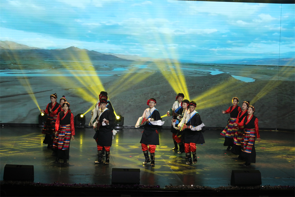 aeebb0456b8642f4bc6e8455c1f65c5d.jpg 8.jpg