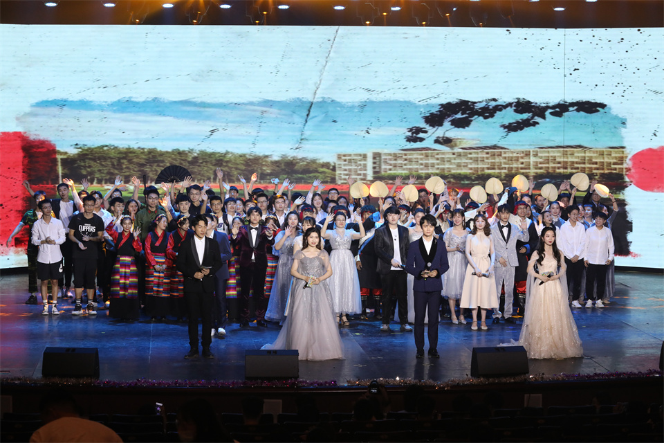 fbc6189cf6d84106b45593d225b944bb.jpg 9.jpg