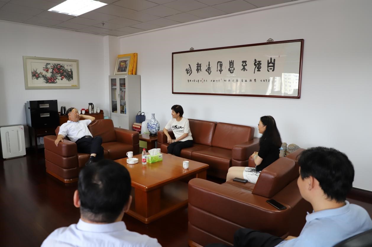 b279485c3b0b4a16847d3cae8bd3f8a7.jpg b279485c3b0b4a16847d3cae8bd3f8a7.jpg